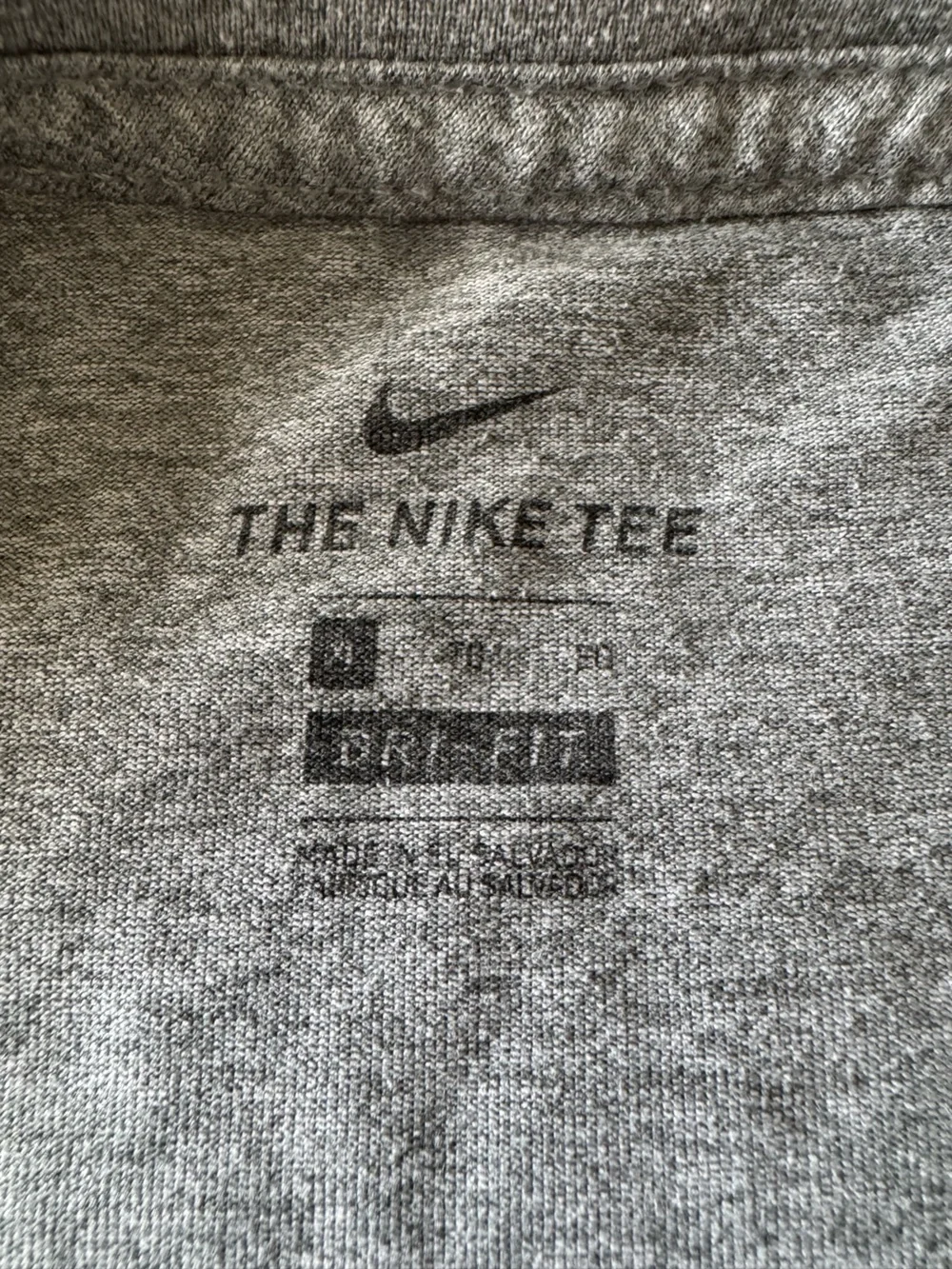 Nike Boys XL Gray Dri-FIT Logo Tee